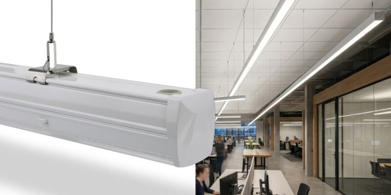 Lichtlijnen aan een systeemplafond